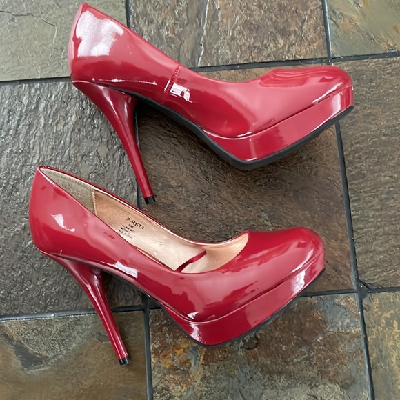 Steve Madden Dark Red P-Reta 4 inch stiletto heels- rose gold interior- size 8M - Picture 3 of 8